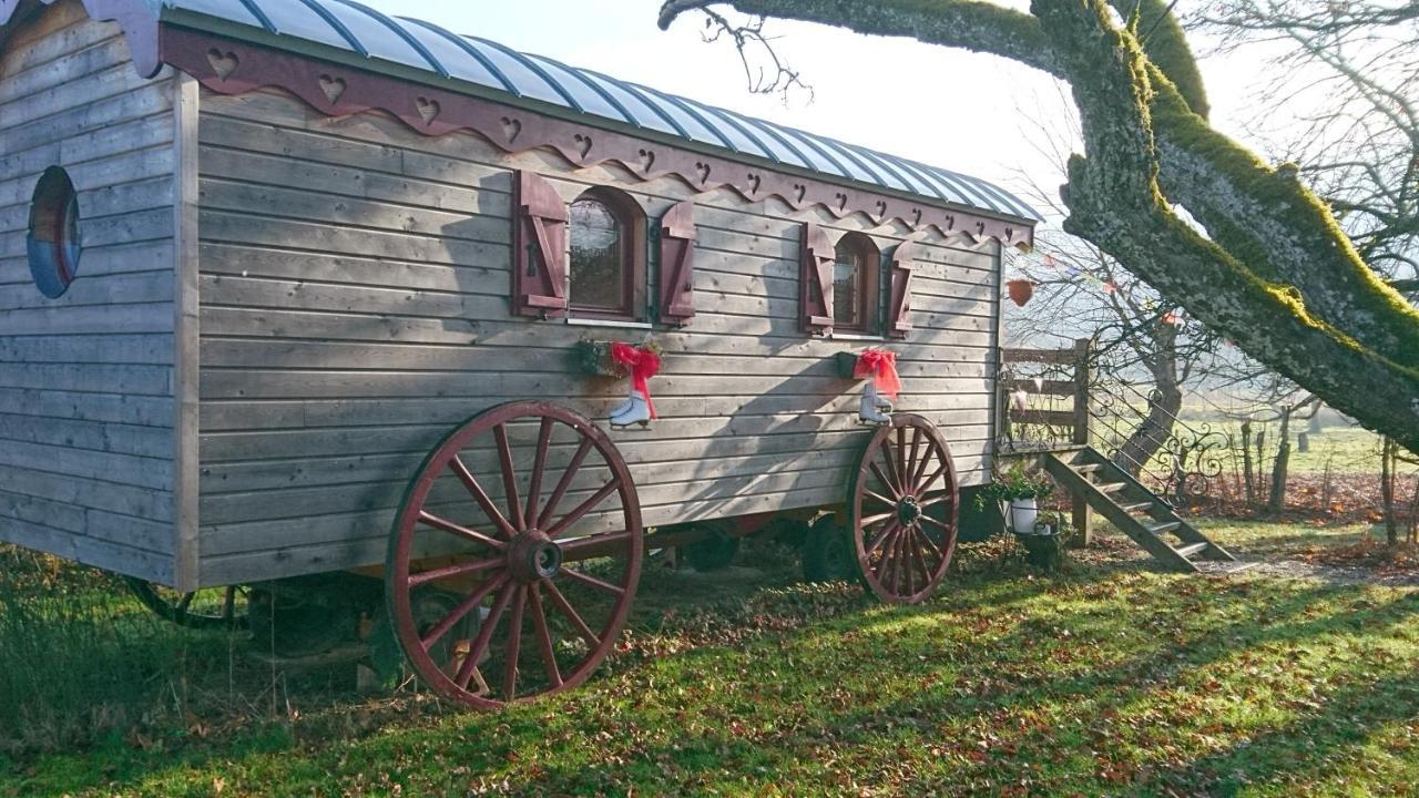 Roulotte Le Temps De Rever Bed & Breakfast Saint-Michel-sur-Meurthe Dış mekan fotoğraf