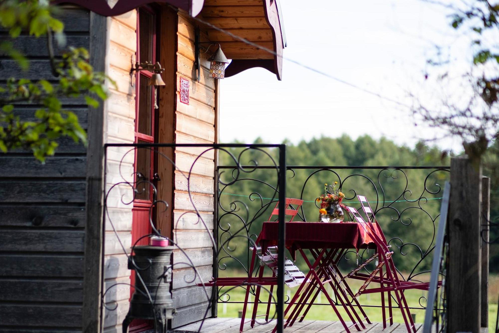 Roulotte Le Temps De Rever Bed & Breakfast Saint-Michel-sur-Meurthe Dış mekan fotoğraf